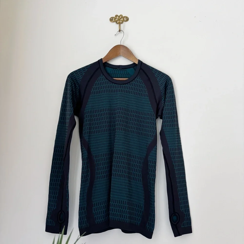 Lululemon Black Forage Teal About That Base Long Sleeve Top Sz 8